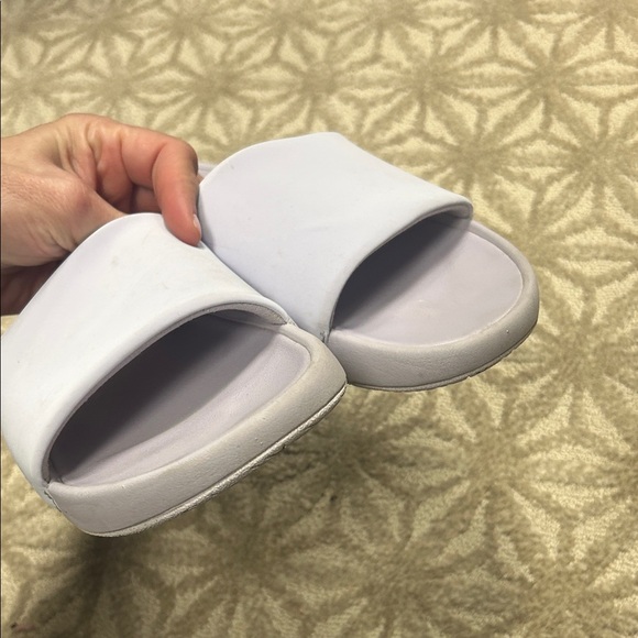 lululemon athletica purple Slide Sandals - Picture 4 of 5